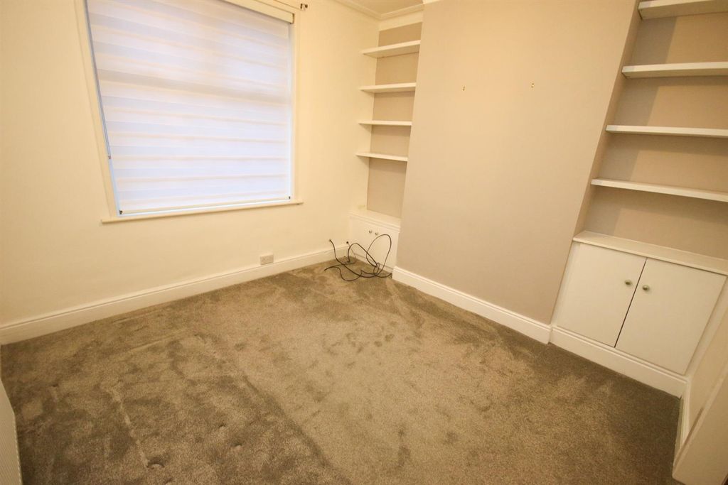 Property photo 2 of 9 Img_5916-2.Jpg