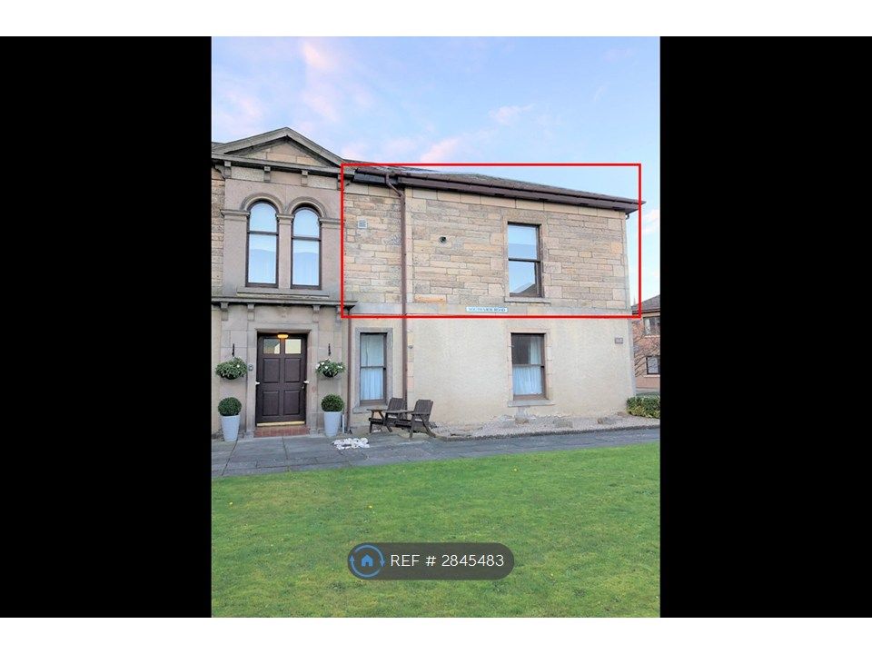 Property photo 2 of 33