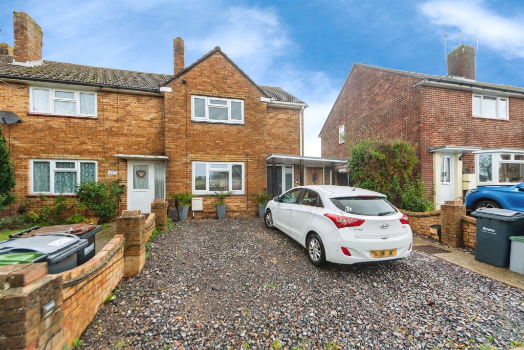 Property photo 1 of 17