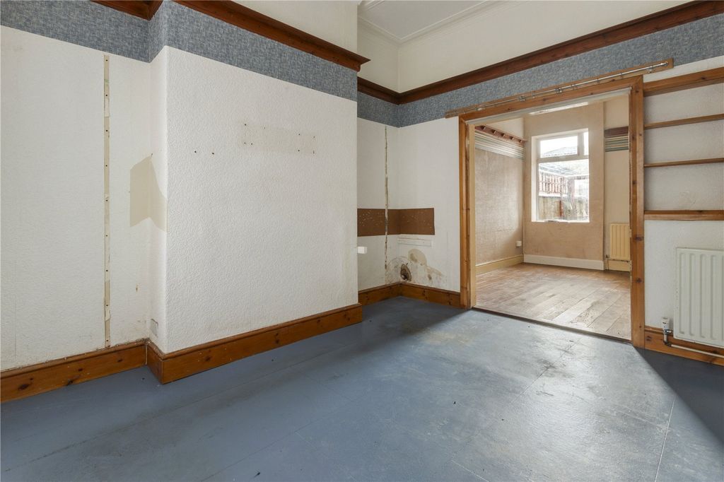 Property photo 3 of 18 Picture No. 11