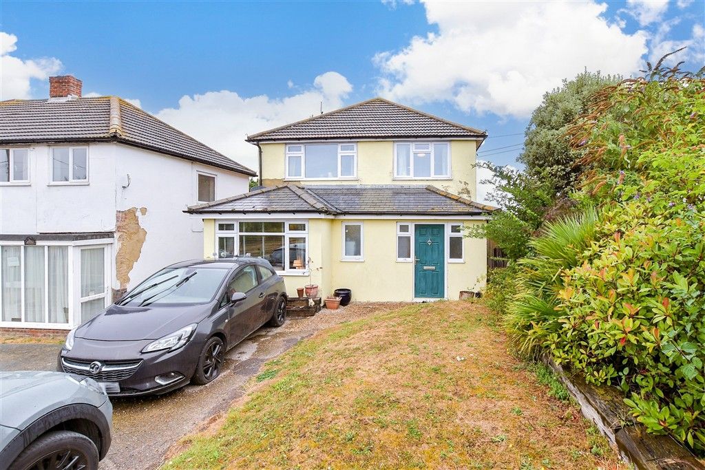Property photo 1 of 15 External Front Web..