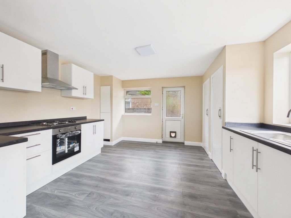 Property photo 2 of 17 Picture No. 43