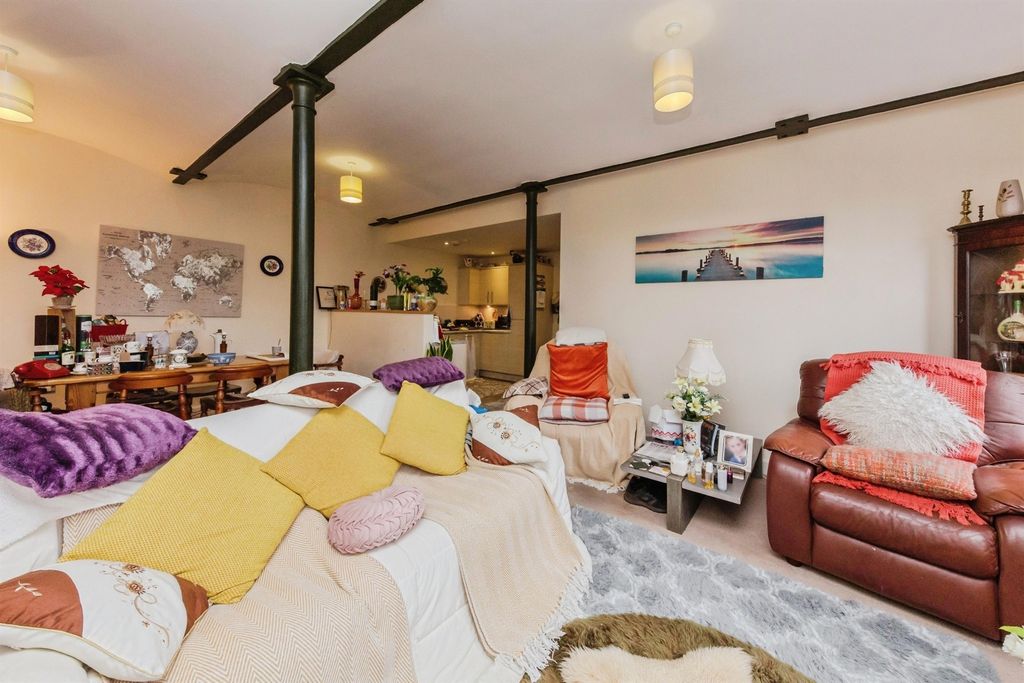 Property photo 2 of 12 Open Plan Kitchen Diner Living