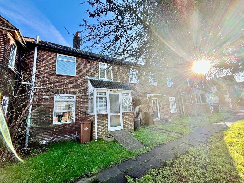 Property photo 1 of 8 Front