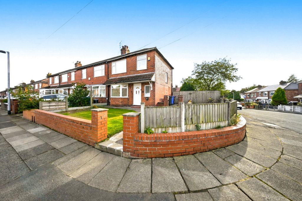 Property photo 2 of 16