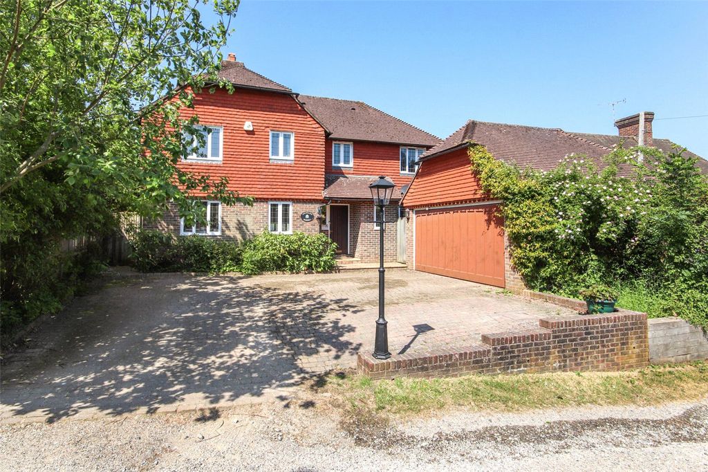 Property photo 1 of 13 External
