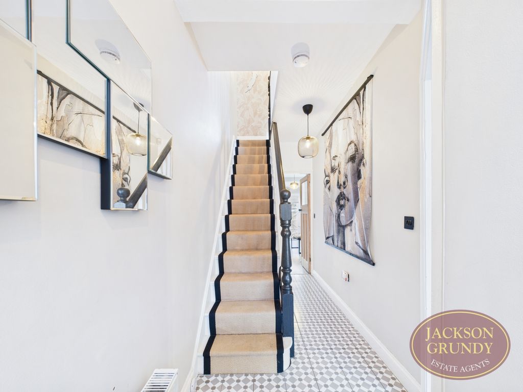 Property photo 2 of 19 Thursby Road