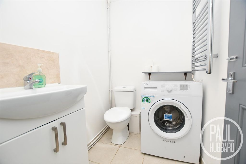 Additional image 5 of 1 bed flat to rentBeresford Road, Lowestoft, Suffolk NR32