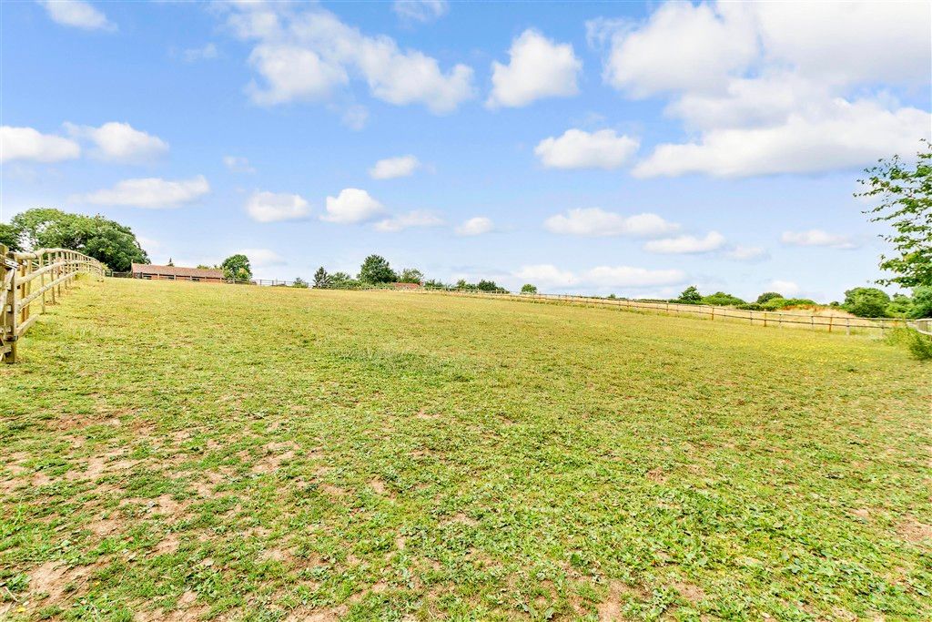 Property photo 3 of 14 Rear Garden