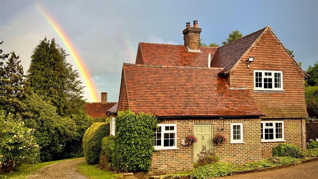 Property photo 1 of 10 Rainbow.Jpg
