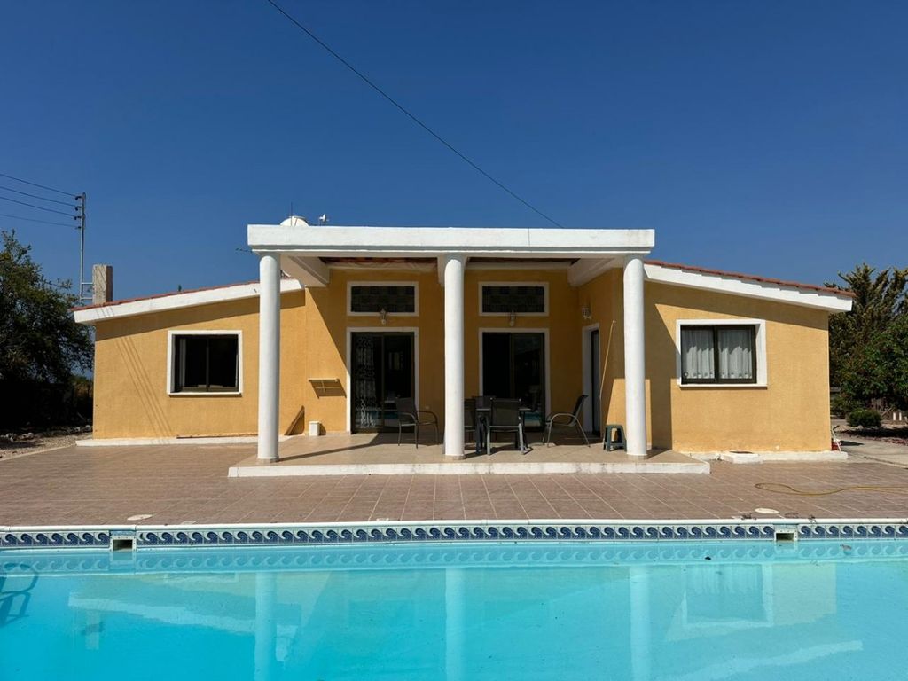 Property photo 1 of 36
