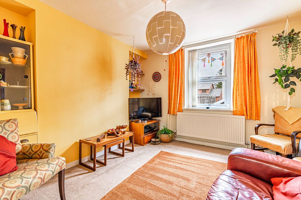 Property photo 3 of 31