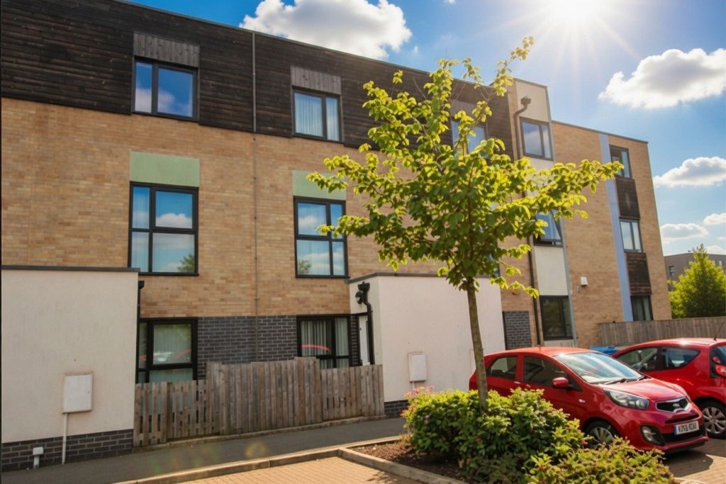 Property photo 1 of 10 3Â Bedroom Town House For Rent