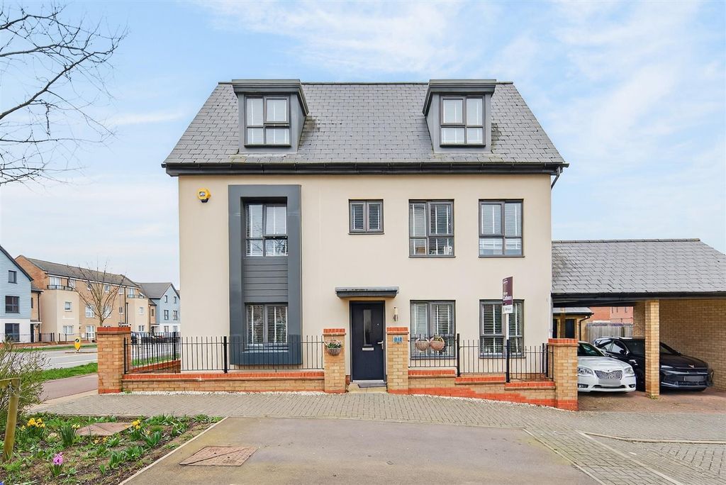 Property photo 1 of 24 31Frieslandaveweb02.Jpg