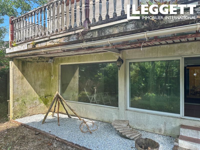 Property photo 2 of 10