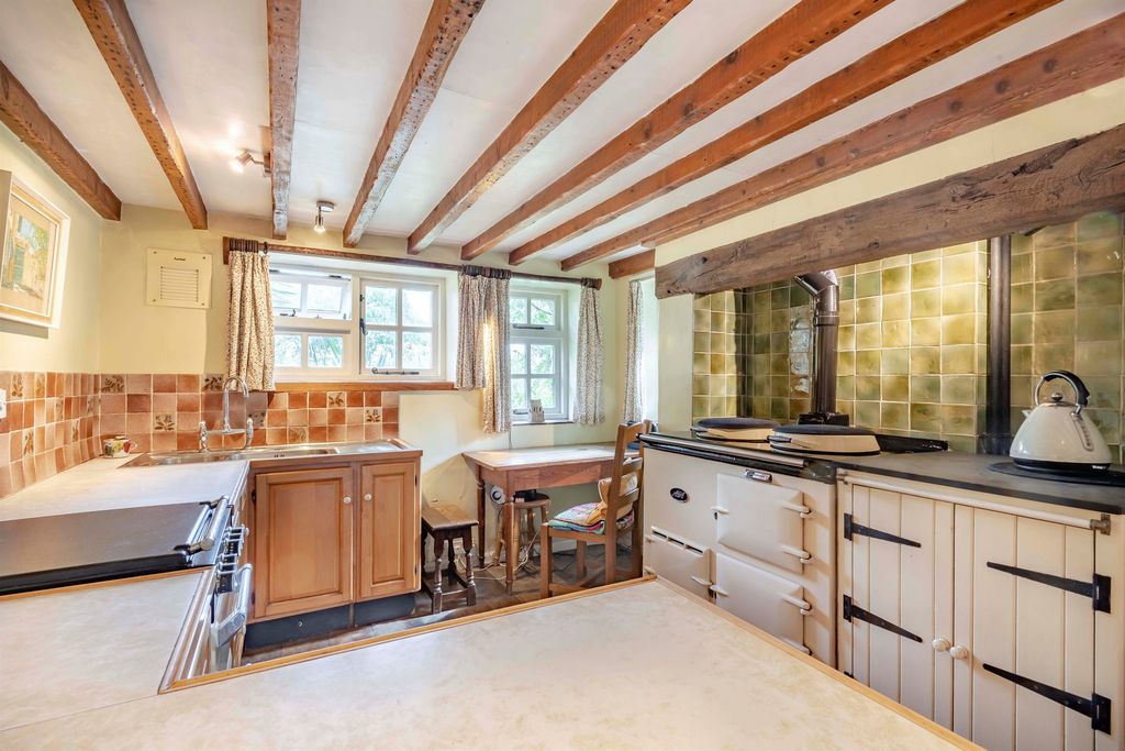 Property photo 3 of 19