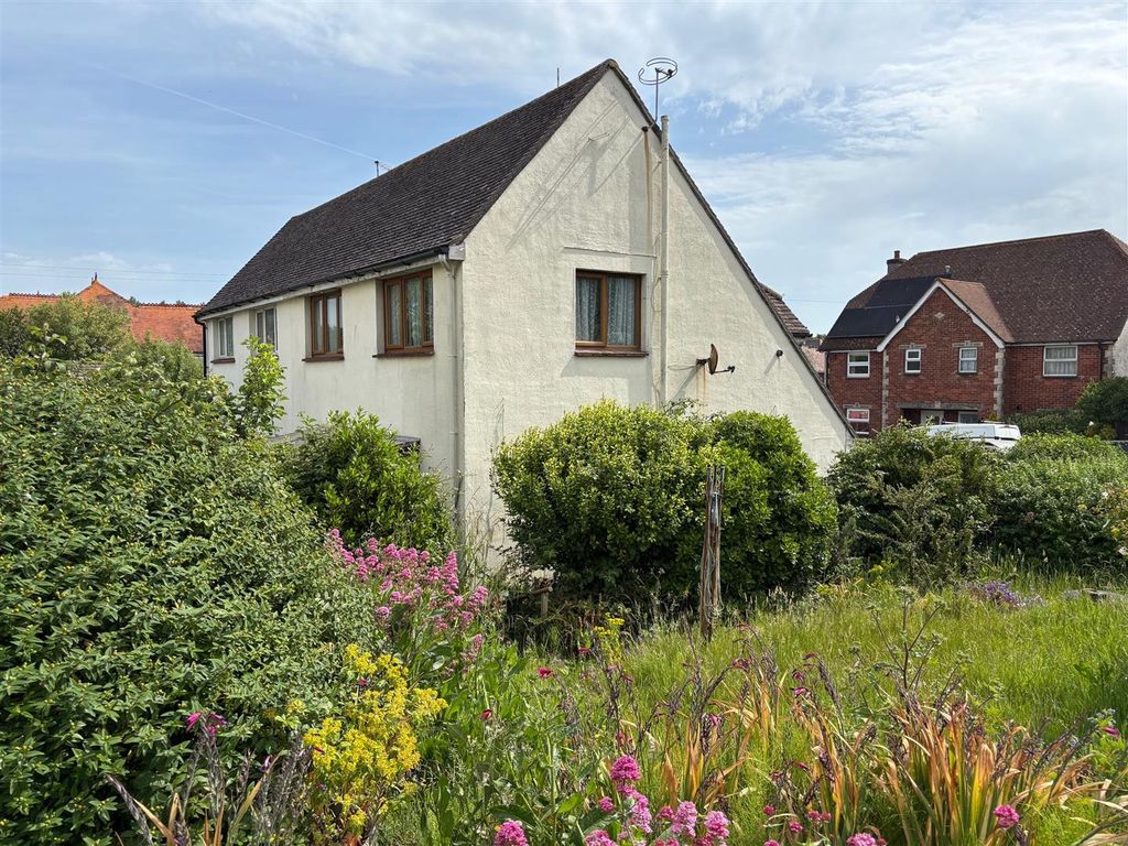 Property photo 2 of 18 4340 Side Garden House View.Jpg
