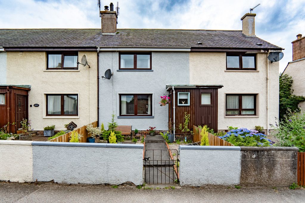 Property photo 1 of 33