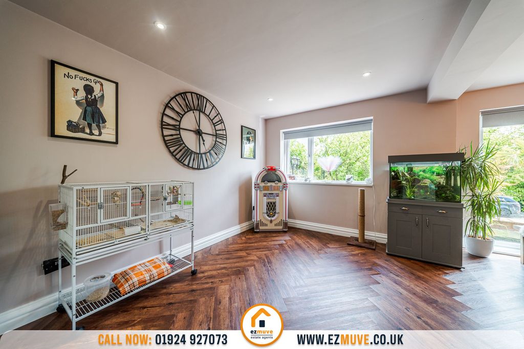 Additional image 19 of 5 bed detached house for saleHenley Avenue, Dewsbury WF12