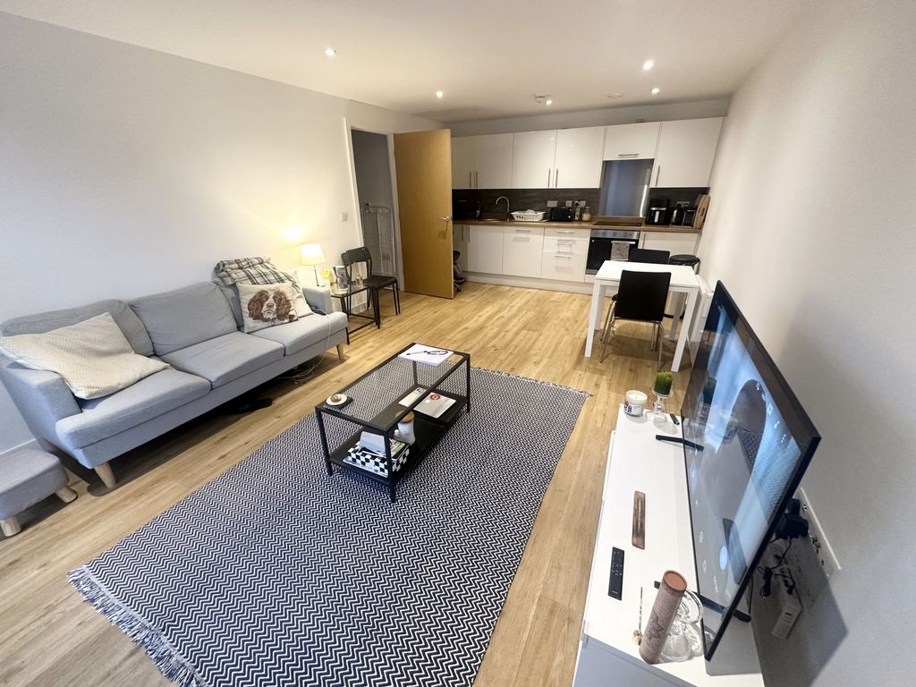 Property photo 3 of 14 Photo 5