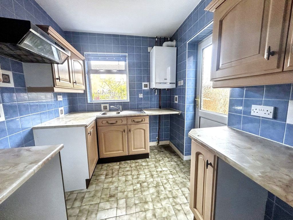 Property photo 3 of 14