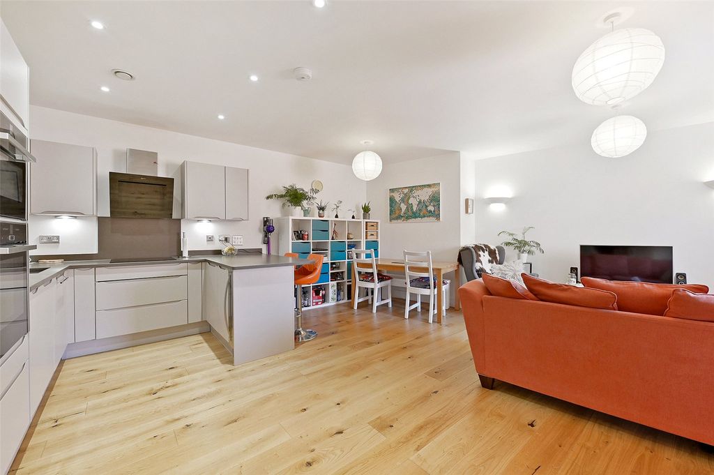 Property photo 2 of 5 Picture No. 04