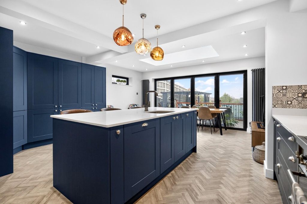 Property photo 2 of 17 Img_7005.Jpg