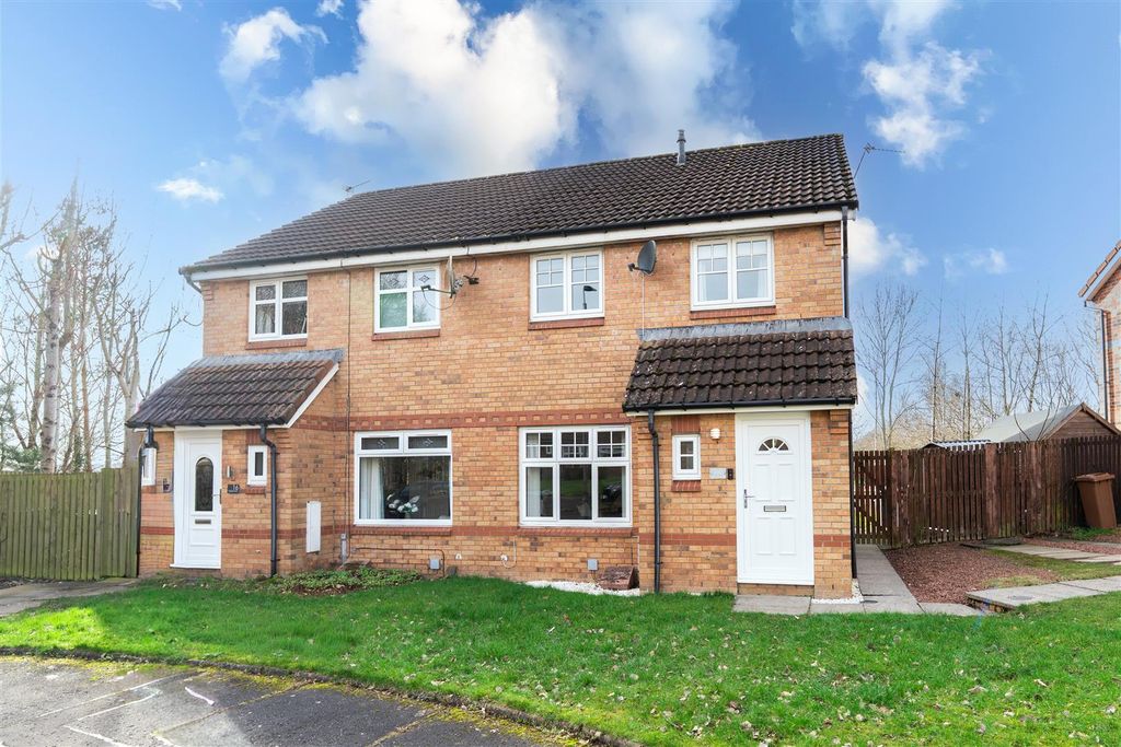 Property photo 1 of 18 Front