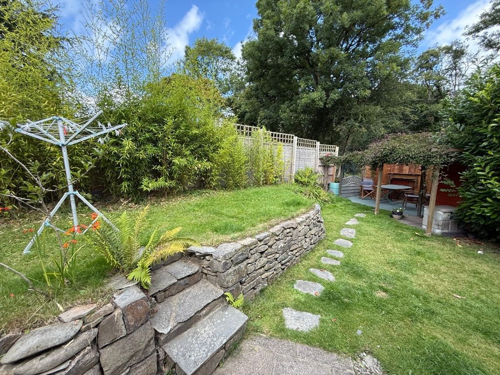 Property photo 3 of 41