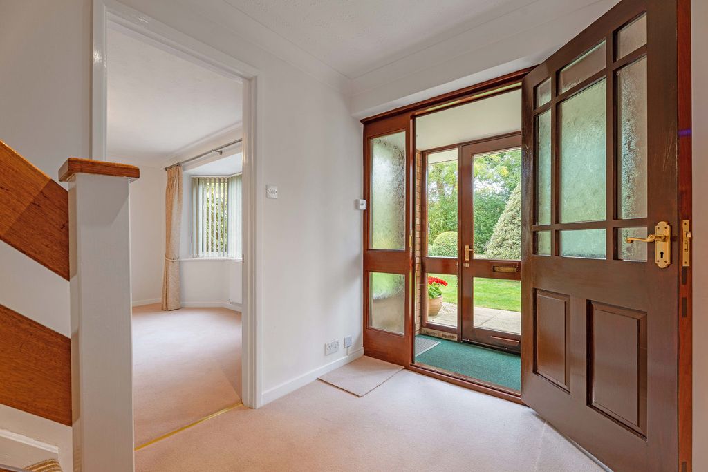 Property photo 3 of 35