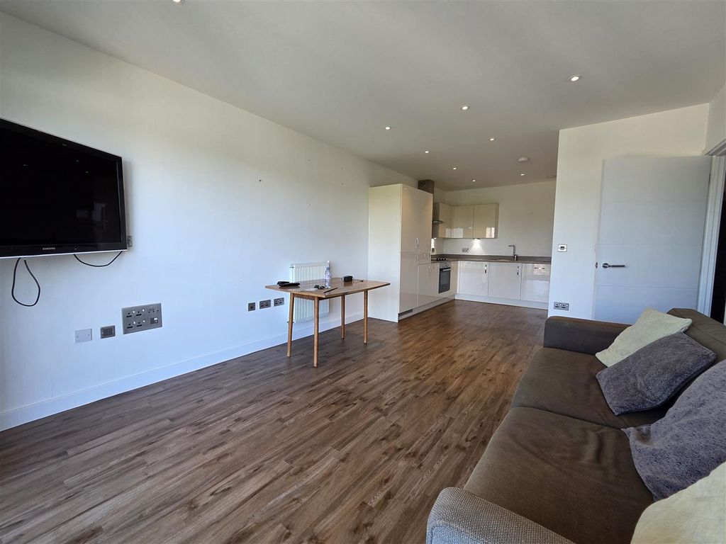 Property photo 3 of 9 Open Plan.Jpg