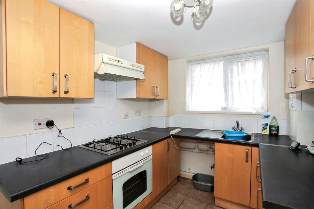 Property photo 3 of 9