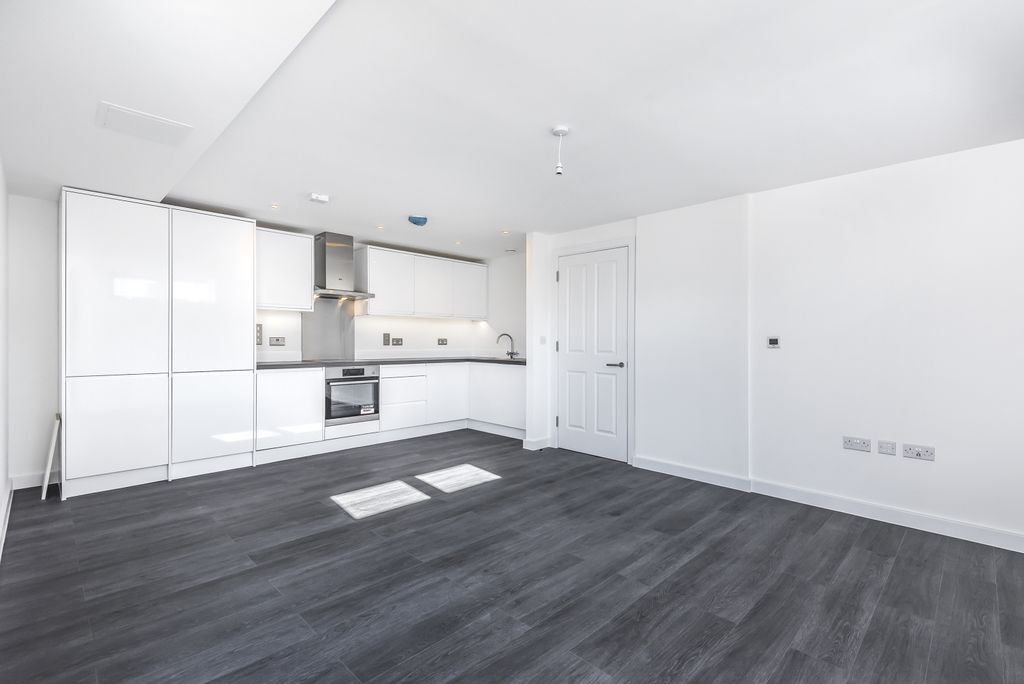 Property photo 2 of 7 450020 (3)c