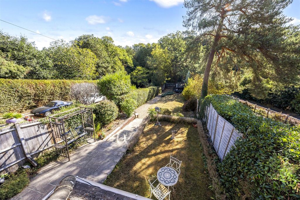 Property photo 2 of 20 Coopers Green, Sunnymead-002.Jpg