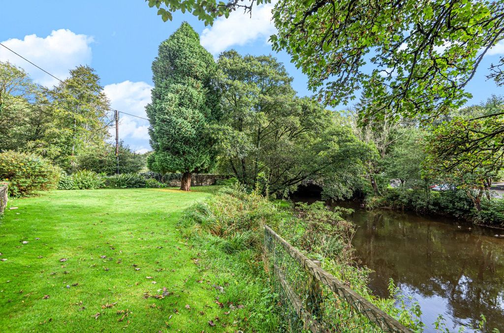Property photo 3 of 13 Picture No. 37