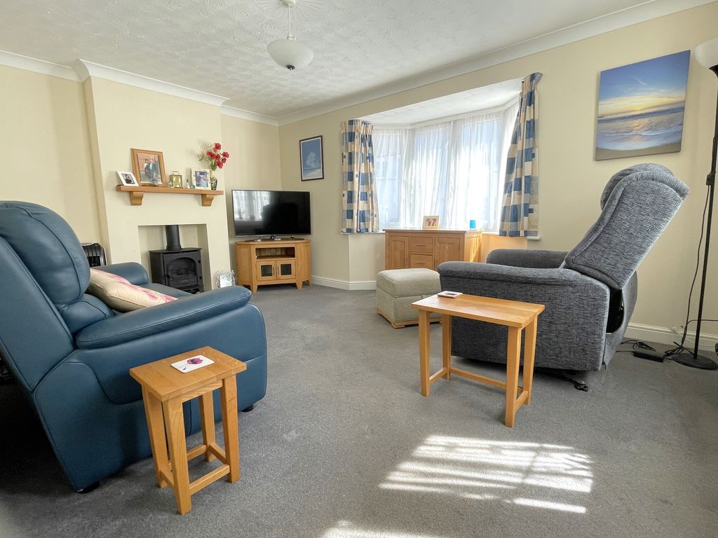 Property photo 3 of 12 Img_3751