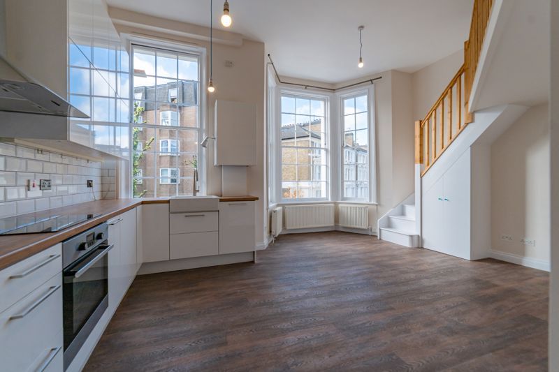 Property photo 2 of 9 Photo 12