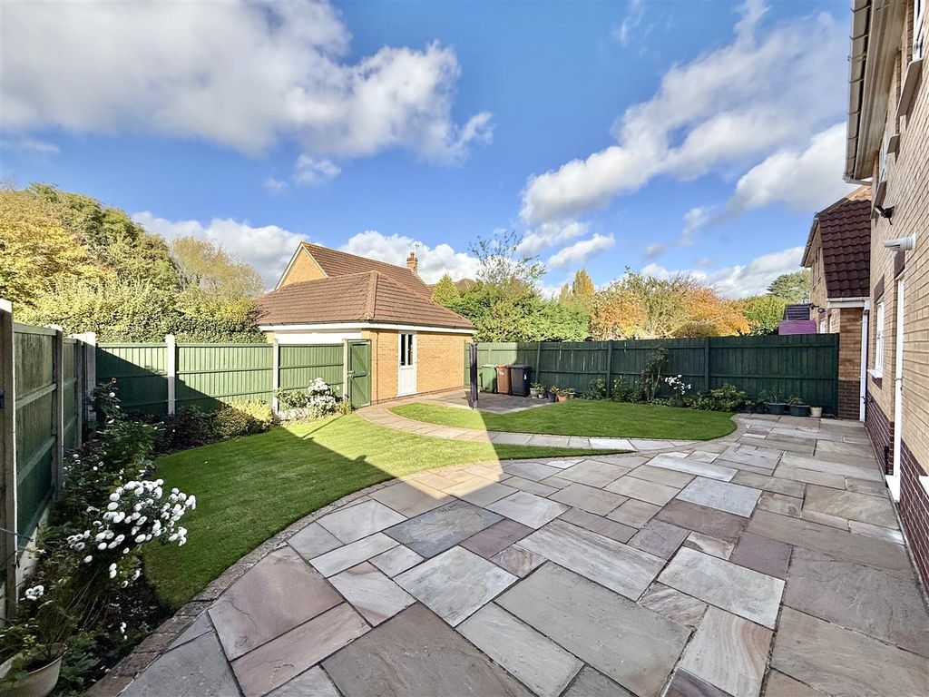 Additional image 26 of 4 bed detached house for saleOakley Drive, Loughborough LE11