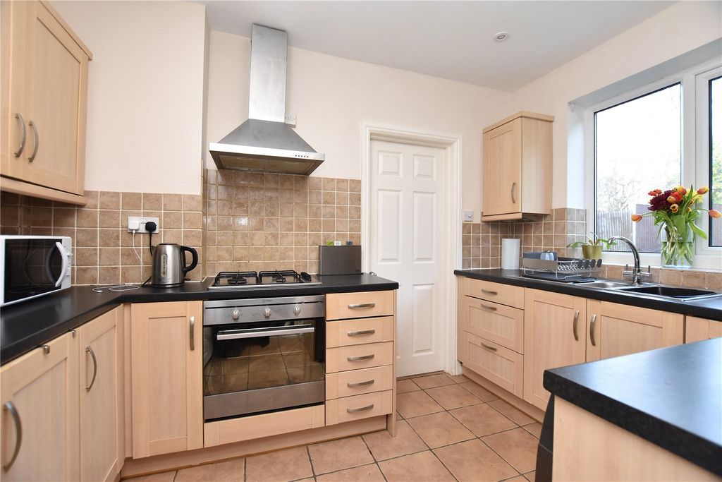 Property photo 3 of 18 Picture No. 09