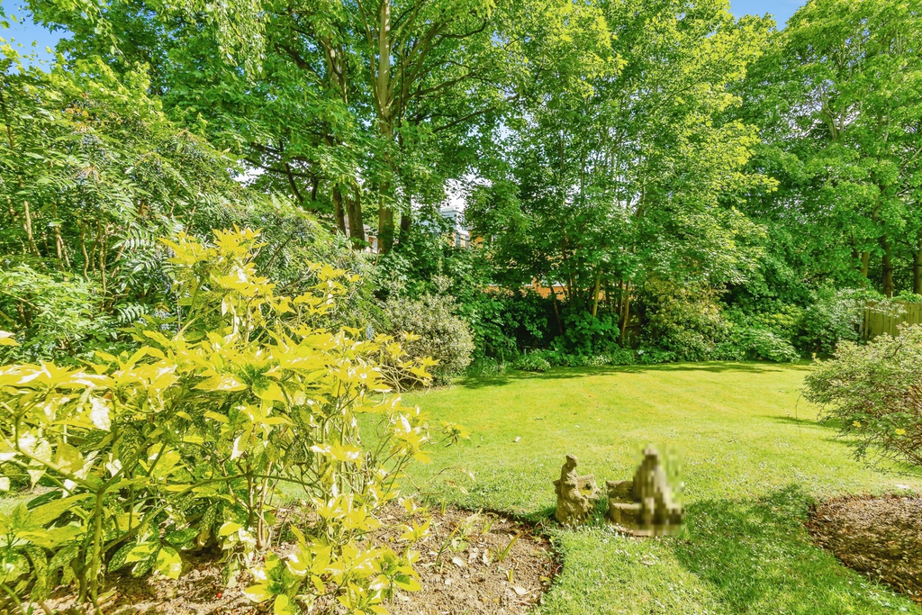 Property photo 3 of 11
