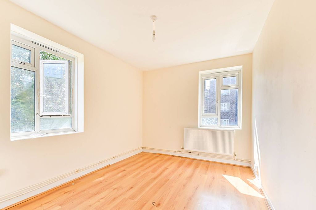 Property photo 2 of 7