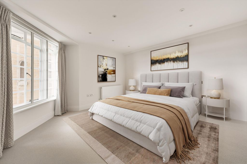 Property photo 3 of 12 Image