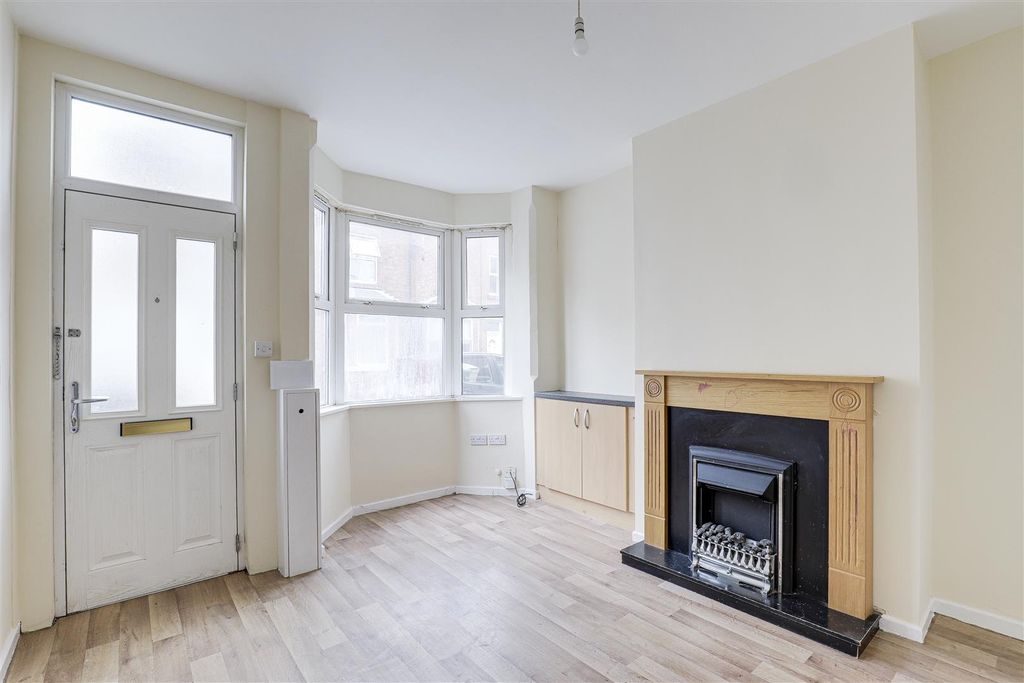 Property photo 2 of 12 3562.Jpg