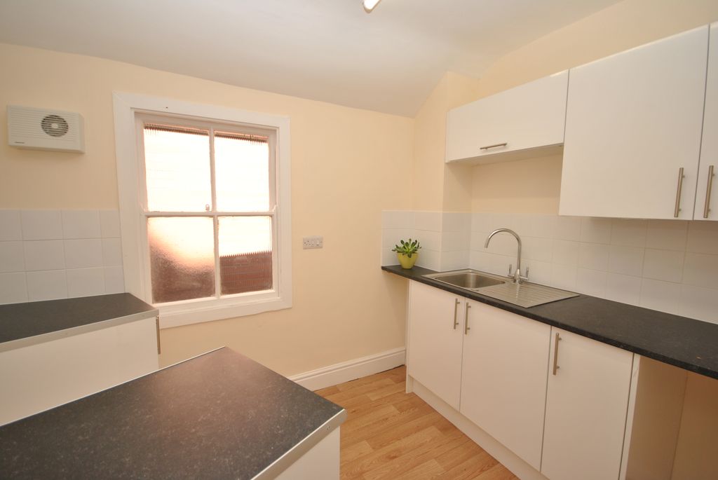 Property photo 2 of 8 Dsc_0008