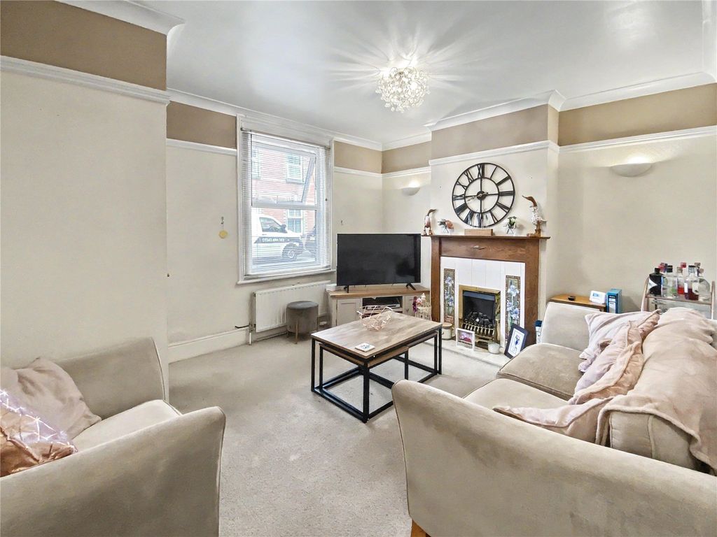 Property photo 2 of 11 Picture No. 05