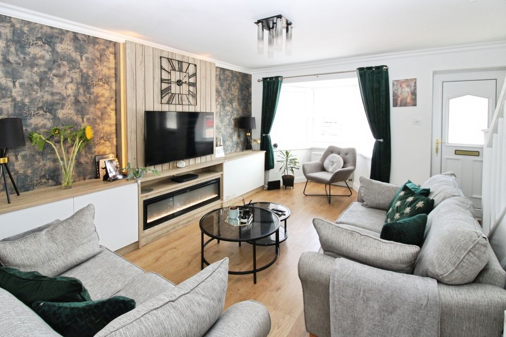 Property photo 2 of 13 Pbox-Img.Jpg