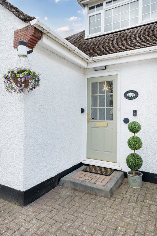 Property photo 2 of 12