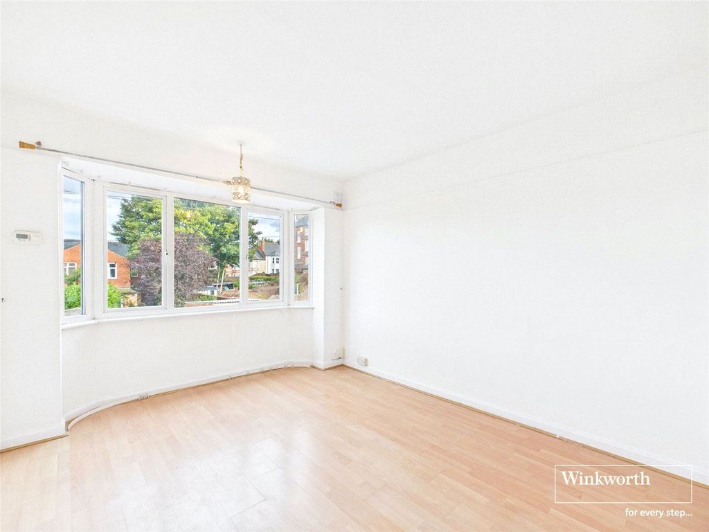 Property photo 2 of 11 Picture No. 04