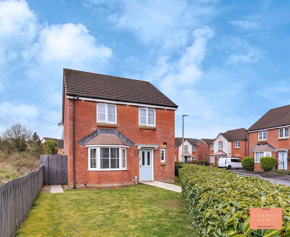 Property photo 1 of 43