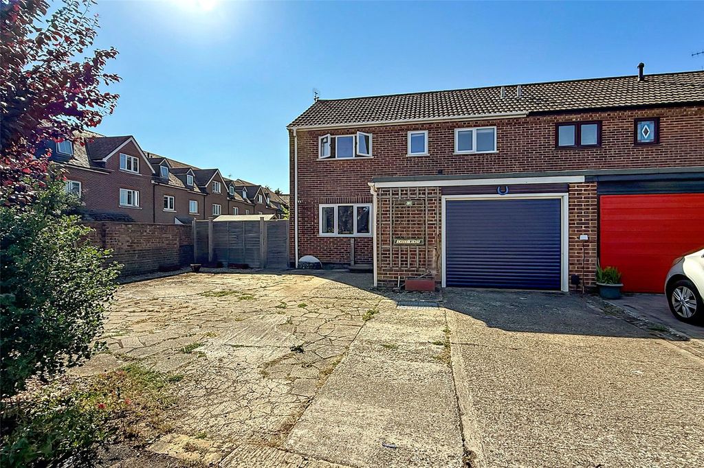 Property photo 1 of 28 Picture No. 40